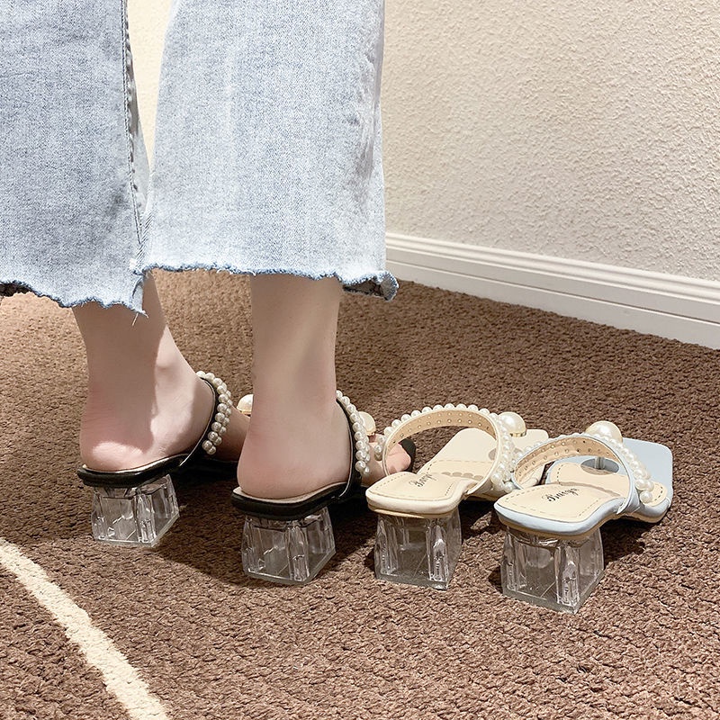 รองเท้าแตะส้นหนาคริสตัลใสสำหรับผู้หญิงใส่ไปข้างนอกปี2022รองเท้าส้นสูงแบบใหม่สำหรับฤดูร้อนสไตล์นางฟ้า