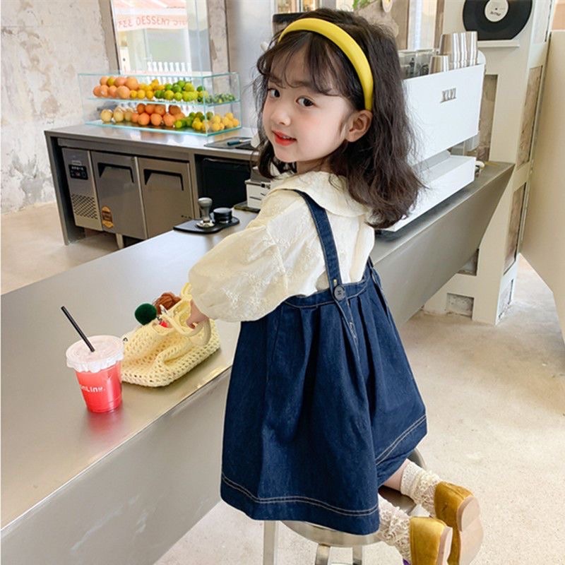 ชุดเด็กผู้หญิงชุดฤดูใบไม้ร่วงปี-2022-ใหม่เช็ตเสื้อลูกไม้แขนยาว-เอี้ยมกระโปรงยีนส์-แฟชั่นเด็กผู้หญิงสไตล์เกาหลี