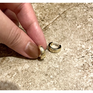 𝐴𝑆𝐻𝐼𝑅𝐴 (18k gold plated)ต่างหูมินิมอล ต่างหูห่วงเล็ก ต่างหูห่วงทอง ต่างหูน่ารัก minimal earrings huggie hoop earrings