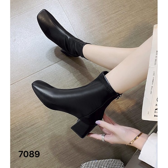 7089-รองเท้าบูท-หนังสวยยืดหยุ่น-ใส่ได้กับทุกชุด-ทุกโอกาส