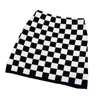 ภาพหน้าปกสินค้าMOST 🏁 Checker Skirt กระโปรงไหมพรมลายตาราง 3 สี พร้อมส่ง SK ที่เกี่ยวข้อง