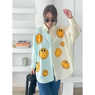 Twotone smiley shirt เสื้อเชิ้ตผ้าคอตตอนสีทูโทน 💕💚💜ลายหน้ายิ้ม เสื้อเชิ้ตสมายรี่☺️