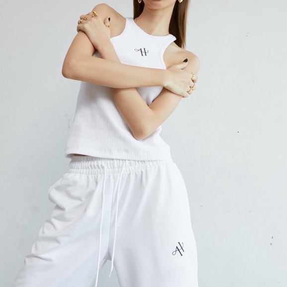 aht074-logo-deep-cut-rib-tank-top