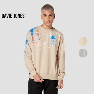 DAVIE JONES เสื้อสเวตเตอร์ ทรง Regular Fit พิมพ์ลาย สีครีม สีเทา Graphic Print Sweater SW0025CR TD