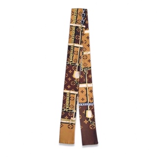 ภาพขนาดย่อของภาพหน้าปกสินค้าผ้าพันกระเป๋าลายเเบรนด์ จากร้าน cosmostudio บน Shopee