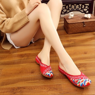 ภาพหน้าปกสินค้ารองเท้าสลิปออน สไตล์จีน คลื่นสีแดง ส้นแบน สําหรับผู้หญิง ที่เกี่ยวข้อง