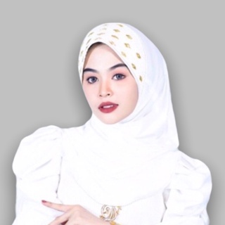 ภาพขนาดย่อของภาพหน้าปกสินค้าผ้าคลุมสวมสำเร็จ ลายไทย 119 บ. จากร้าน hijab_shop111 บน Shopee