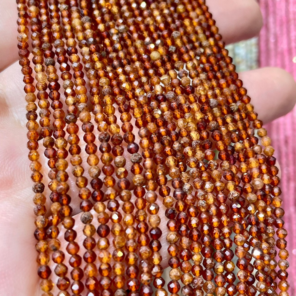 โกเมน-สีเหลือง-yellow-garnet-2-mm-เจีย-เส้นยาว