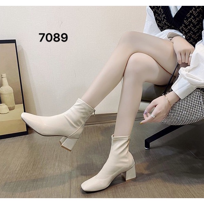 7089-รองเท้าบูท-หนังสวยยืดหยุ่น-ใส่ได้กับทุกชุด-ทุกโอกาส