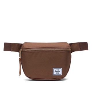 ( ราคาป้าย 1,590) Herschel Supply กระเป๋าคาดอก คาดเอว รุ่น FIFTEEN สี Sandle Brown