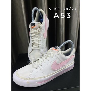 NIKE (38/24) รองเท้าแบรนด์เนมแท้มือสอง (A53)