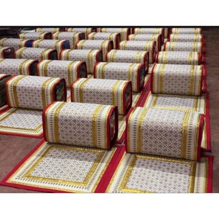 ชุดหมอนอิงหมอนกราบและผ้าอาสนะปูนั่งพระสงฆ์ (A set of cushions, prostrate pillows and asana cloth for sitting monks)