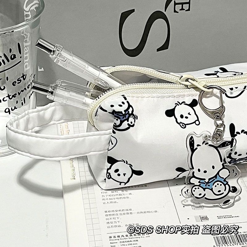 พร้อมส่ง-มีลายใหม่-new-กระเป๋าดินสอ-ลายการ์ตูนโปเชโกะ-ชินนาม่อน-cinnamonroll-pochacco-sanrio-จุของได้เยอะ