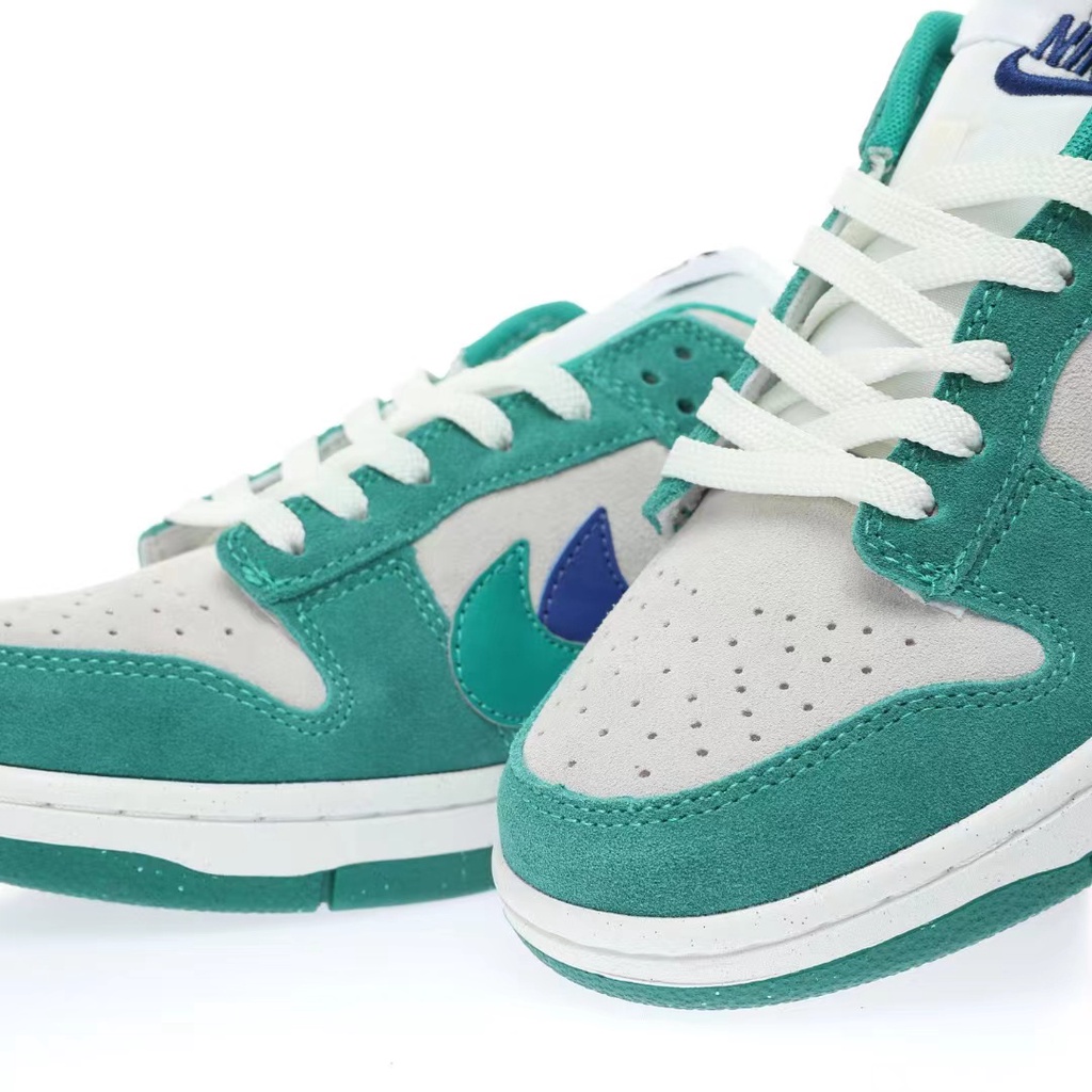 nike-dunk-low-se-85-sail-white-and-green-do9457-101-ของแท้-100-sneakers