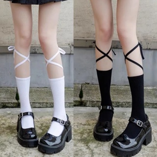 【ส่งจากไทย】ถุงเท้าสตรีแบบผูกเชือก ถุงเท้ายาวถึงกลางน่องสีทึบสีดำและสีขาว