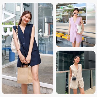 Sleeveless Blazer Set