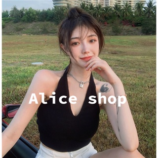 Alice  เสื้อครอป เสื้อครอปหญิง Vคอ ไหมพรม ใส่สบายๆ สีดำ  Korean Style สไตล์เกาหลี ins ทันสมัย A20K010 36Z230909