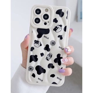 เคสไอโฟนวัวนมลายคลื่น Milk i7-14promax (Case iphone) เคสมือถือ เคสวัว เคสคลุมรอบ เคสขาว เคสดำ เคสการ์ตูน เคสมินิมอล