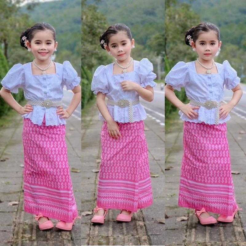 ภาพหน้าปกสินค้าชุดไทยเด็กผู้หญิง ชุดแขนตุ๊กตา ชุดคอบัว ชุดไทยผู้หญิง (แขนตุ๊กตา) จากร้าน sumitratongprasert บน Shopee