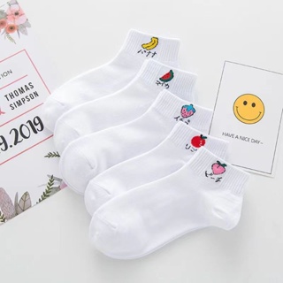 ภาพขนาดย่อของภาพหน้าปกสินค้าถุงเท้าข้อสั้นผู้หญิง ถุงเท้าหมี หมีบราว 1แพ็ค มี10 คู่ คละสี ถุงเท้าเกาหลี จากร้าน ty_center บน Shopee