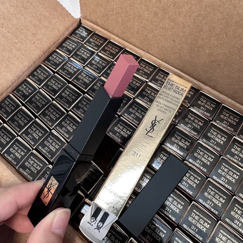 ลิปสติก YSL Rouge Pur Couture The Slim Velvet Radical Matte Lipstick สี ...