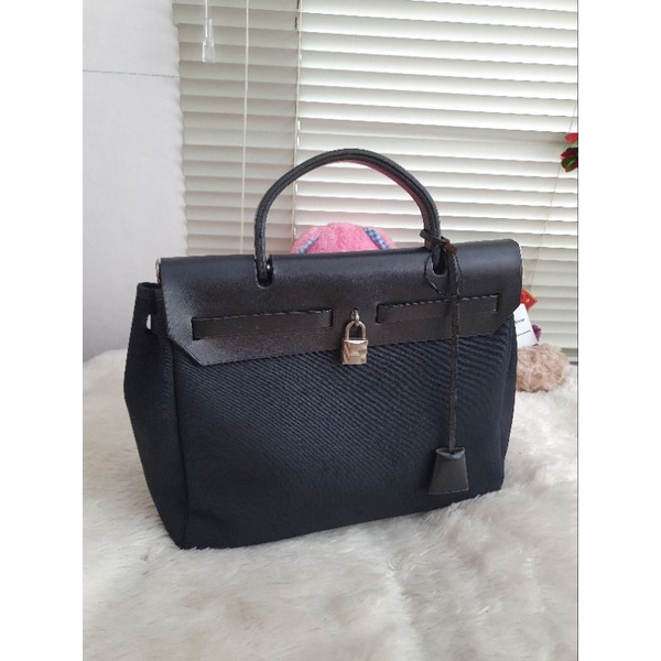 สินค้ามือสอง-hermes-handbag-herbag-mm-black-brandear