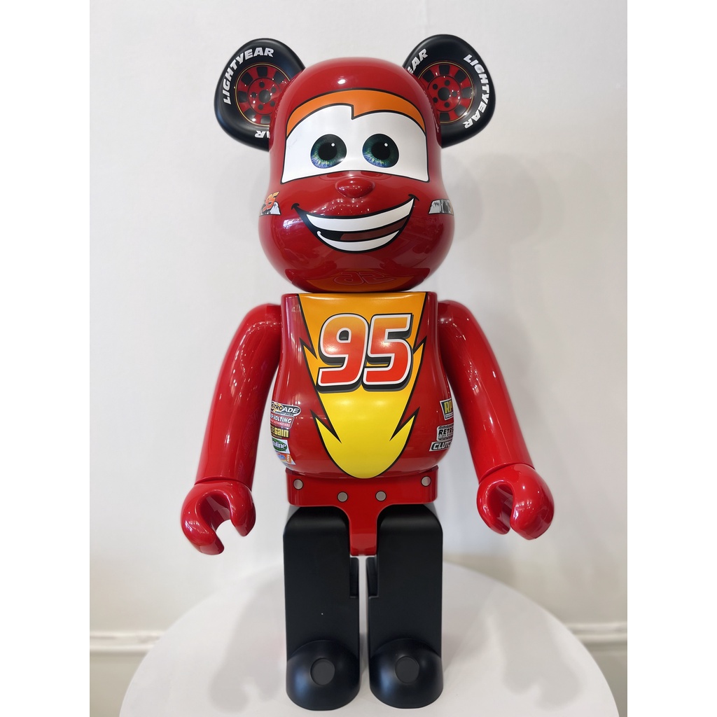 bearbrick-mcqueen-1000-bearbrick