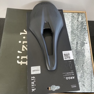 เบาะ Fizik Argo Vento R1 รางคาร์บอน