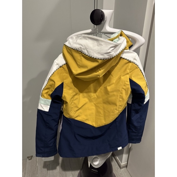 ski-jacket-in-summer-color-from-roxy-xs-new