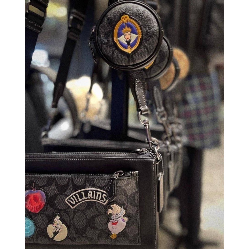 coach-disney-x-coach-holden-crossbody-with-patches-coach-cc094