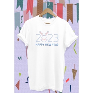 [S-5XL]ผ้าฝ้าย 100% [S-5XL]เสื้อยืดทีม Happy New Year 2023 ใส่กันเป็นทีมฉลองปีใหม่ ปีกระต่ายนี้