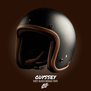 MOTOTWIST หมวกกันน็อคแบรนด์ไทยงานคุณภาพ รุ่น Odyssey สีดำด้าน ขอบน้ำตาลเดินด้าย ไซส์ S-XXL