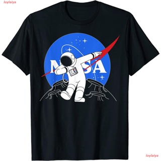 loylaiya องค์การนาซา เสื้อยืดชาย เสื้อยืดผูหญิง NASA Astronaut Dab On The Moon T-Shirt เสื้อยืดพิมลาย cotton เสื้อย_30
