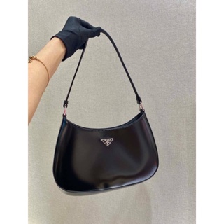 🔥🔥พร้อมส่ง New Prada Cleo brushed leather shoulder bag เทพ
