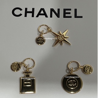 [พร้อมส่ง] ชาร์ม/ จี้ ชาแนล สวย หรู ดูแพง หายากมากๆ limited 2022 Charm Chanel