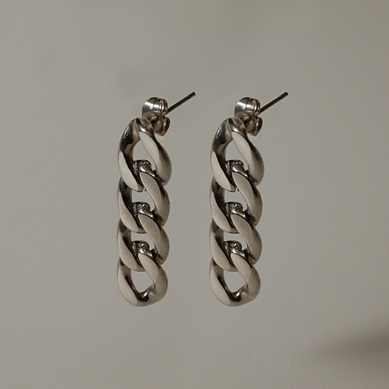 chic-appeal-ramon-chain-studs-earring
