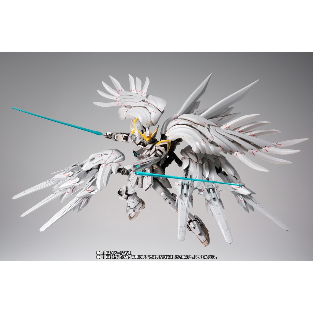 gundam-fix-figuration-metal-composite-wing-gundam-snow-white-prelude