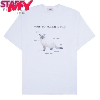 LIFE BIL เสื้อยืดถูกๆ เสื้อยืดผช Tshirt  [พร้อมส่ง] Itzavibe Cat Guide T-Shirt | เสื้อแมวนางฟ้า แจมิน เจโน่ เสื้อยืดขายด