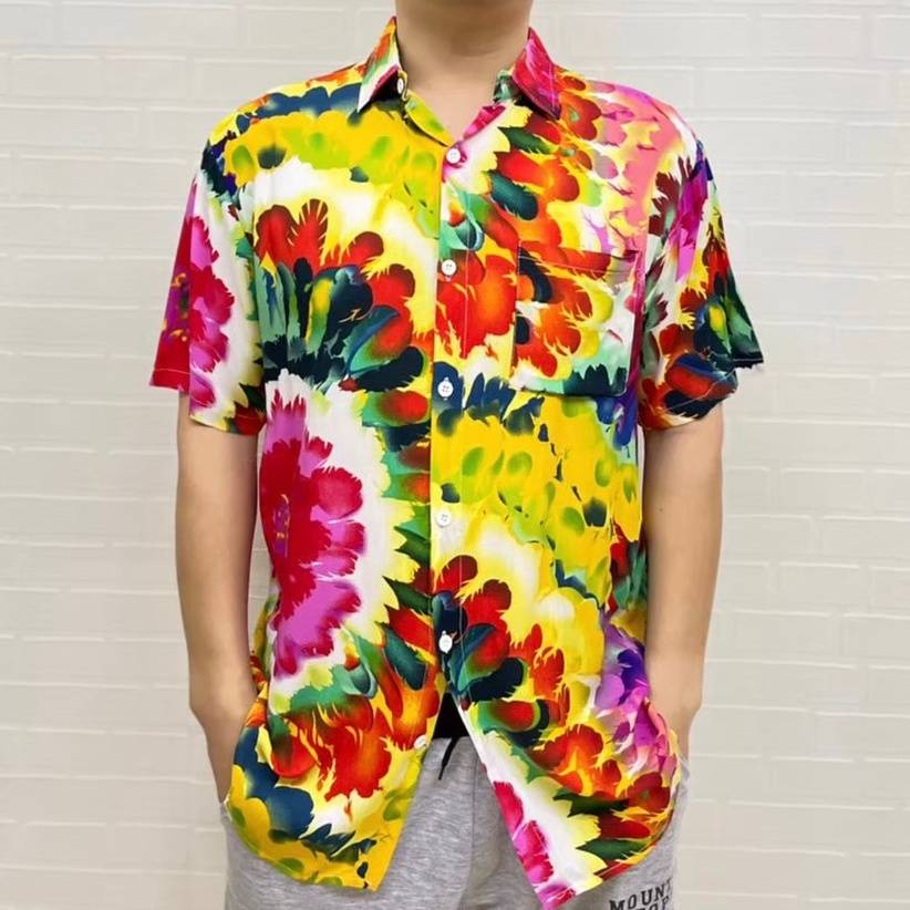 เสื้อคอปก-แขนสั้น-กระดุมหน้า-เสื้อเชิ้ตผู้ชาย-ลายผ้ามัดย้อม-สีสันสดใส-เสื้อผู้ชาย-แฟชั่นหน้าร้อน-สุดฮิต-สวมใส่สบาย