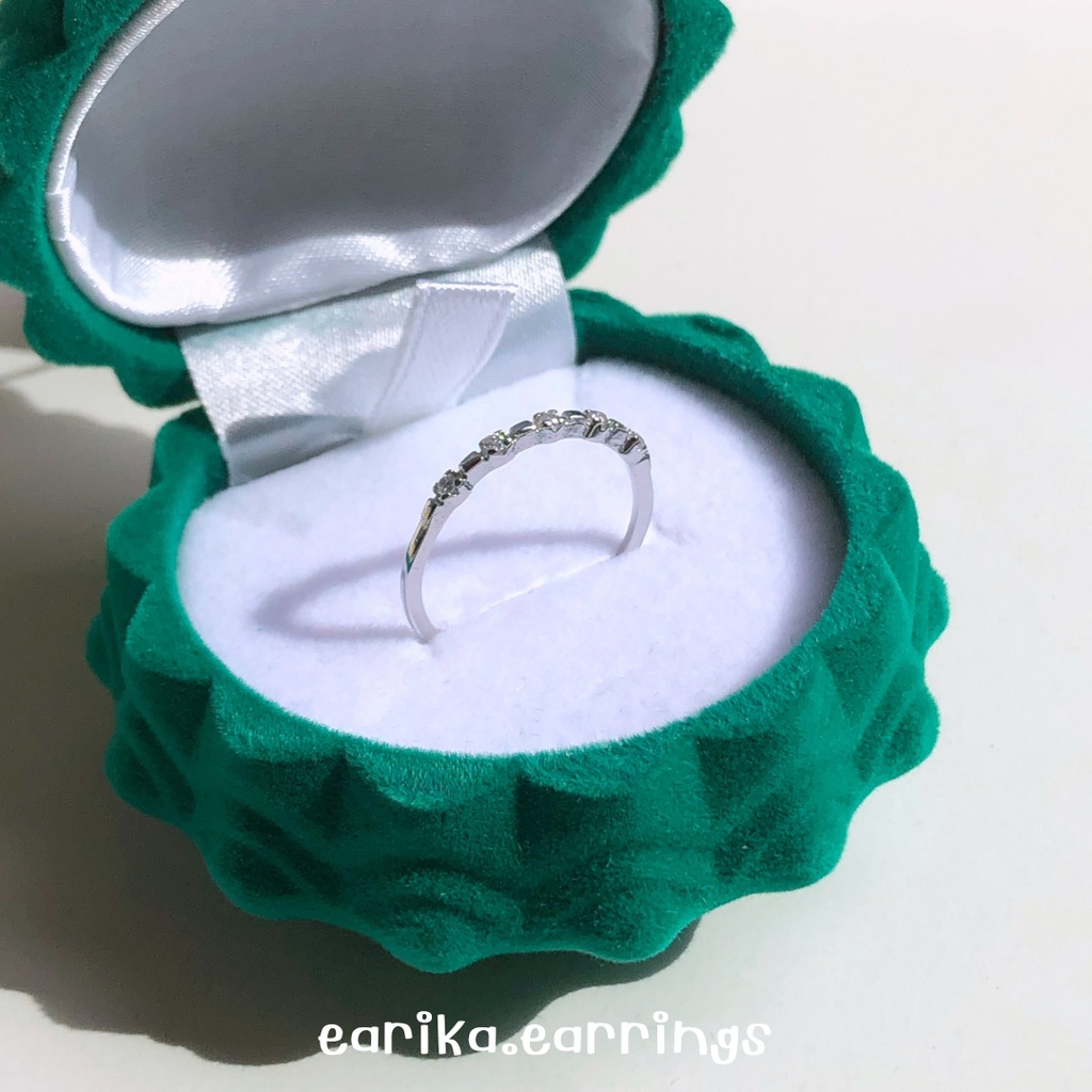 กรอกโค้ด-72w5v-ลด-65-earika-earrings-gem-dot-ring-แหวนเพชรแถวเงินแท้-ฟรีไซส์ปรับขนาดได้