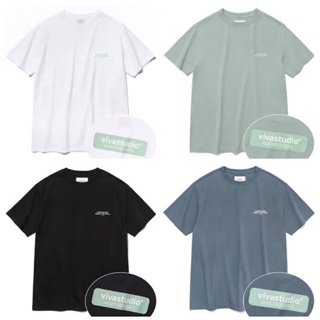 (พร้อมส่ง) แท้💯🇰🇷 VIVASTUDIO — BOX LOGO SHORT SLEEVE JS แบบ NCT ไอดอลเกาหลีใส่เยอะมาก