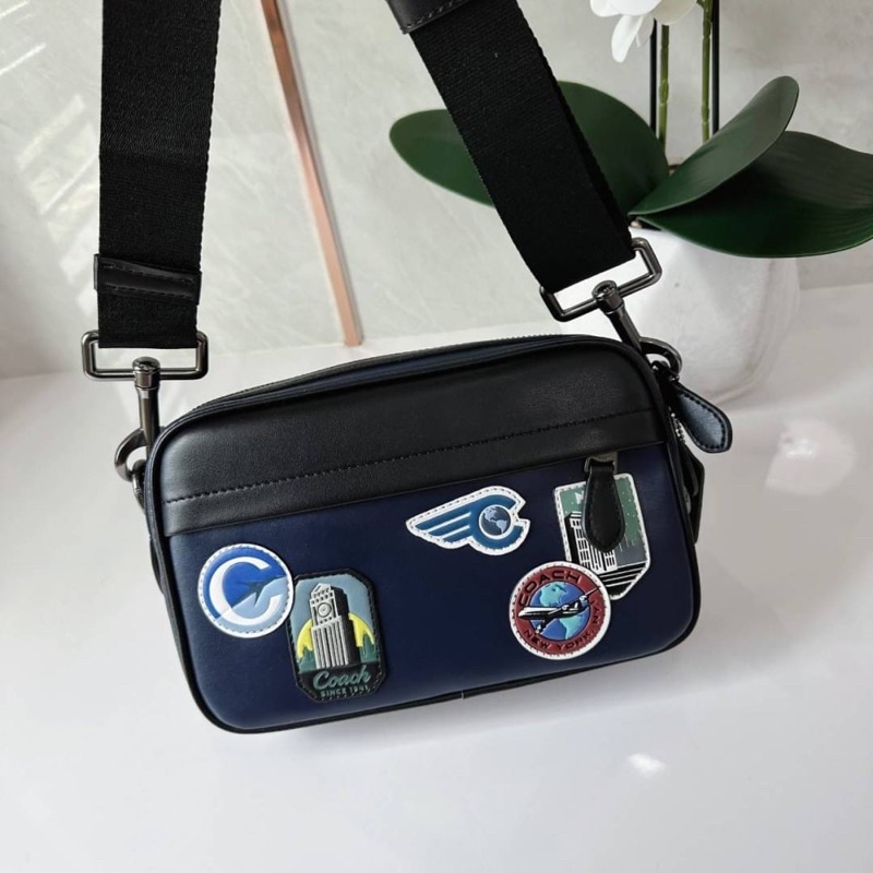 coach-f72947-graham-crossbody-with-travel-patches