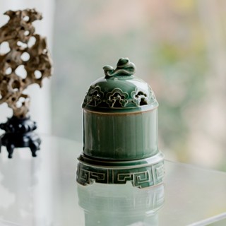 Yue Kiln Celadon กระถางธูปเซรามิค Ruyi สไตล์เรโทร สําหรับใช้ในครัวเรือน [A009]