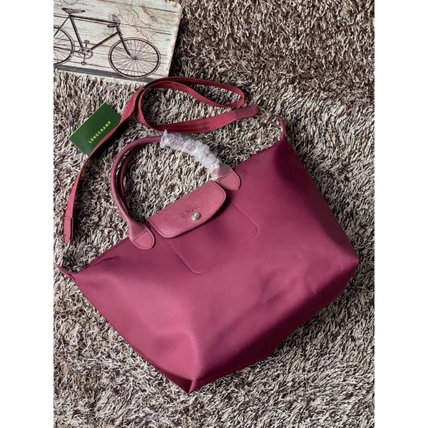 longchamp-le-pliage-neo-size-m