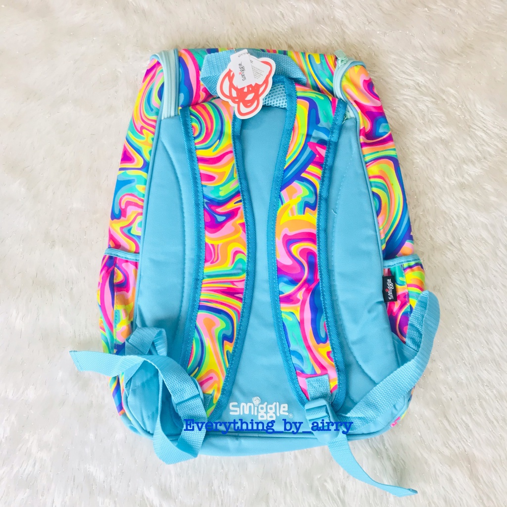 กระเป๋าเป้-ขนาด-18-นิ้ว-smiggle-rainbow-backpack