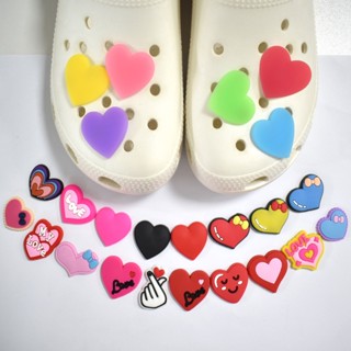 ใหม่ กระดุมติดรองเท้า Crocs Jibbitz ลายการ์ตูน หลากสีสัน DIY