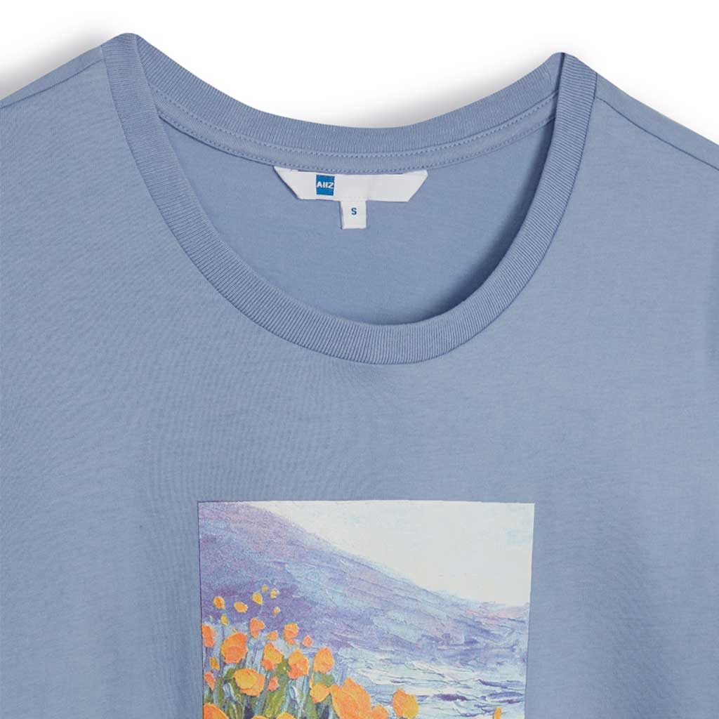 aiiz-เอ-ทู-แซด-เสื้อยืดคอกลมผู้หญิง-พิมพ์ลายกราฟิก-womens-photo-flower-graphic-t-shirts