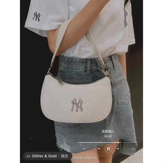 MLB NY UNISEX CURVED CAPNY NEW YORK YANKEEกระเป๋าถือเเฟชั่นรุ่นใหม่ผ้าเนล่อนสไตย์ใหม่สำหรับสตรี