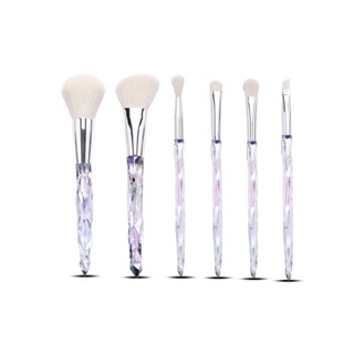 Mei Linda Diamond Glaze Collection Brush #MD4231 : meilinda เมลินดา แปรงแต่งหน้า ขนนุ่ม   x 1 ชิ้น    alyst