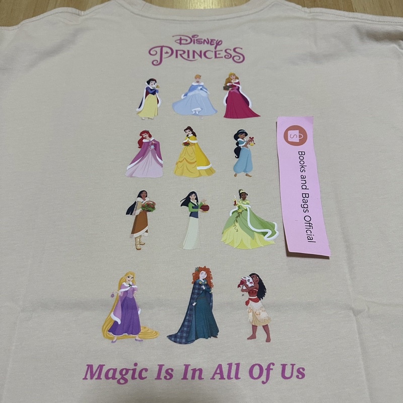 พร้อมส่ง-เสื้ออก-44-home-to-my-heart-tee-disney-princess-magical-ปราสาทเจ้าหญิง